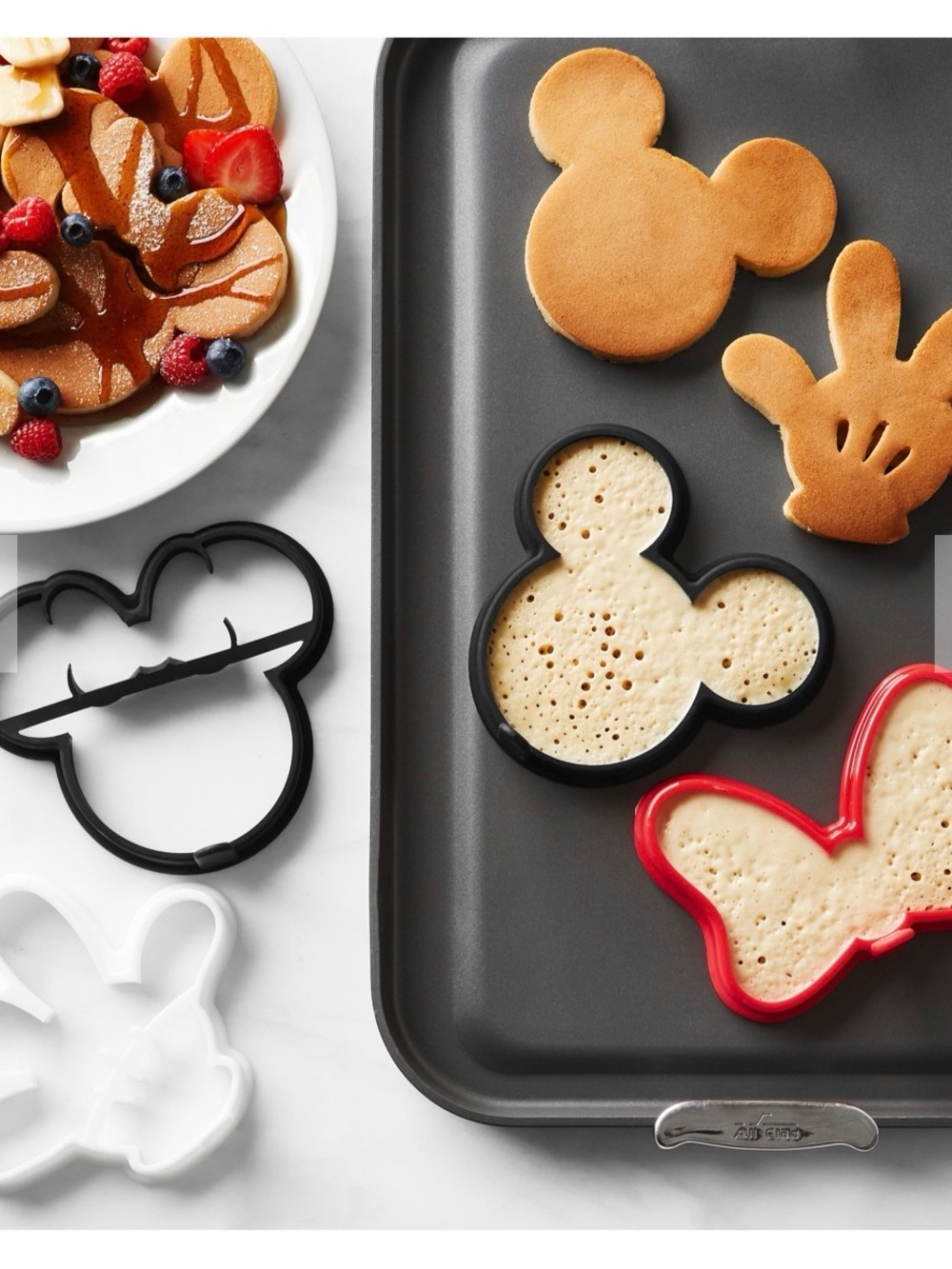 Williams Sonoma Mickey & Friends Pancake Molds — Blue and White Packaging NWT - Picture 5 of 5